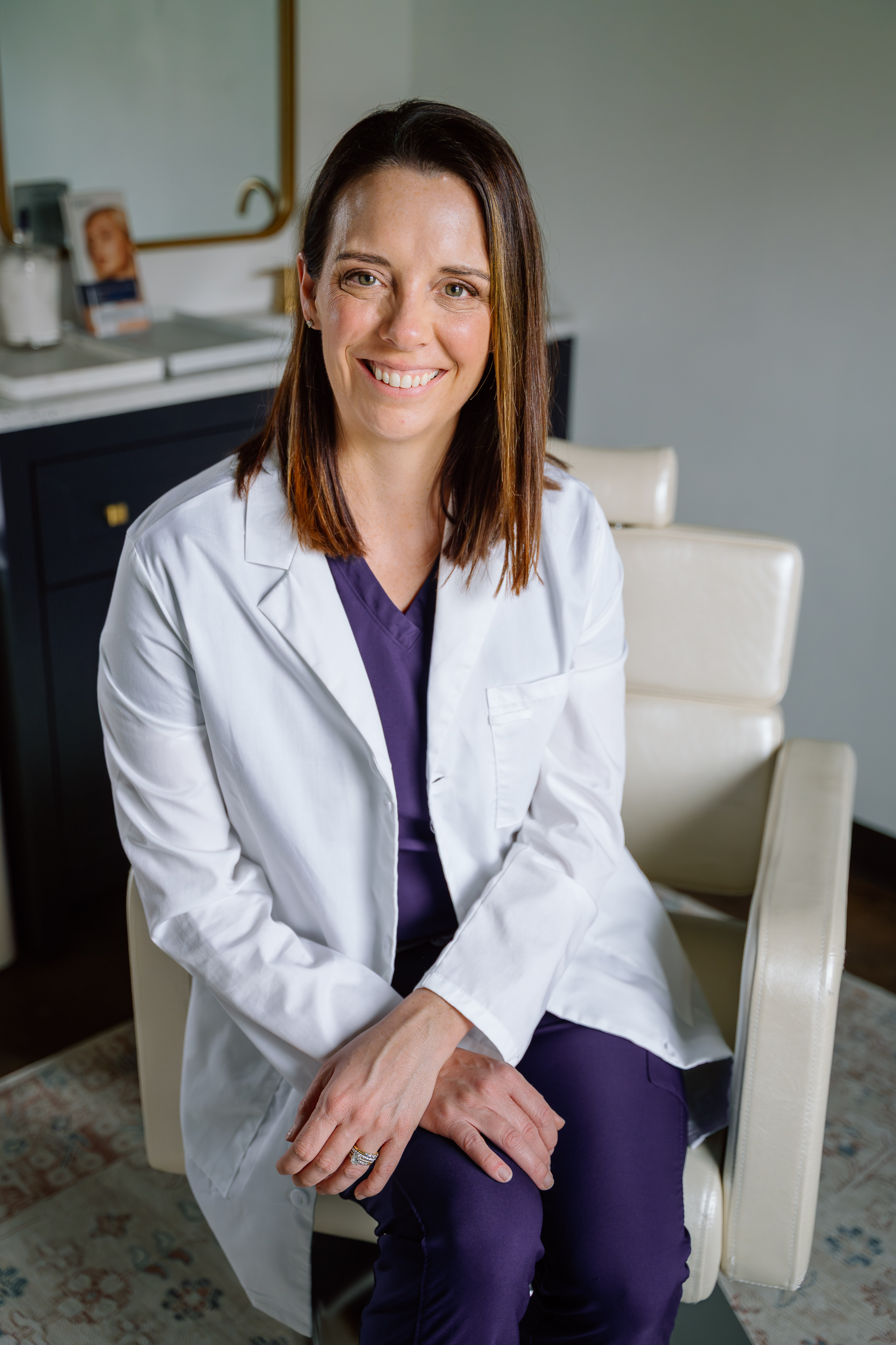 Sarah Bettis, AGACNP-BC, nurse practitioner and hormone health specialist serving the Kansas City area
